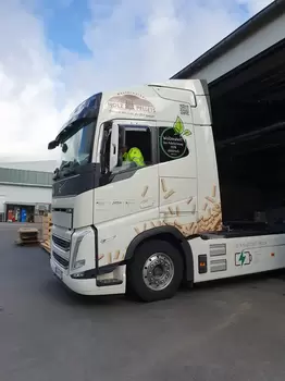 E-LKW Zugmaschine mit 540 kWh-Batterie